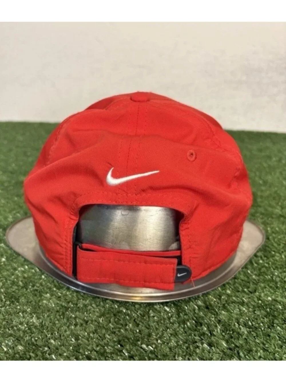 Dayton Flyers hat cap strap back red white nike legacy91 basketball lighweight